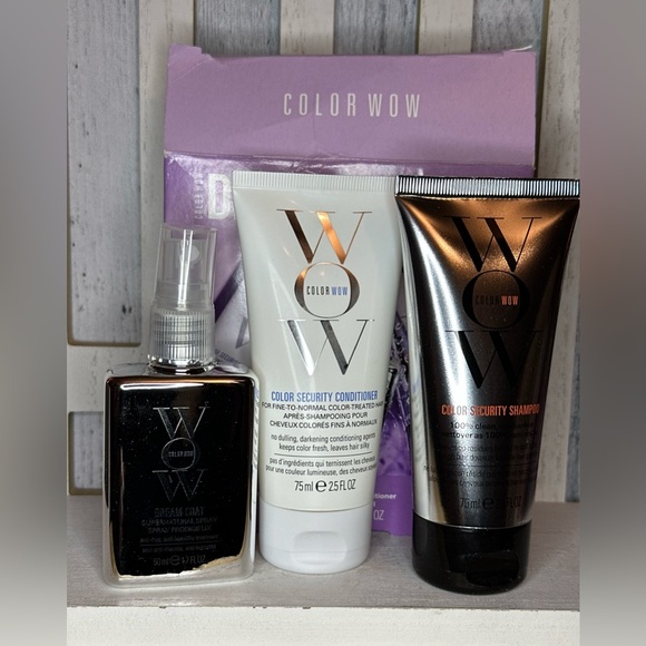 COLOR WOW Dream Smooth Travel Kit - Includes Shampoo, Conditioner & Dream Coat - Picture 1 of 7